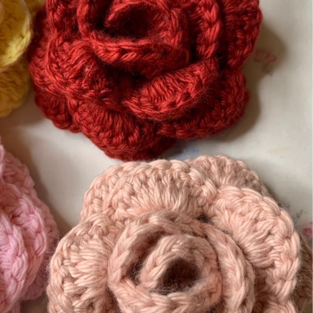 Crochet Roses - Picture 6 of 6